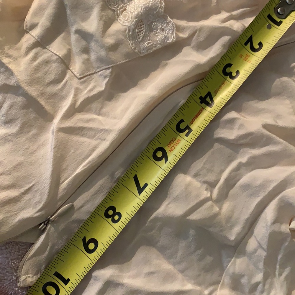 ANTHROPOLOGIE Nanette LEPORE SILK WHITE TOP BLOUSE SZ 8 FEMININE CLASSIC LACE - Picture 9 of 10